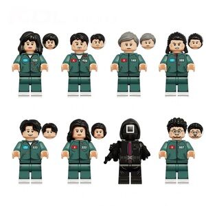 Squid Game Minifigure Set new 8 pc sealed